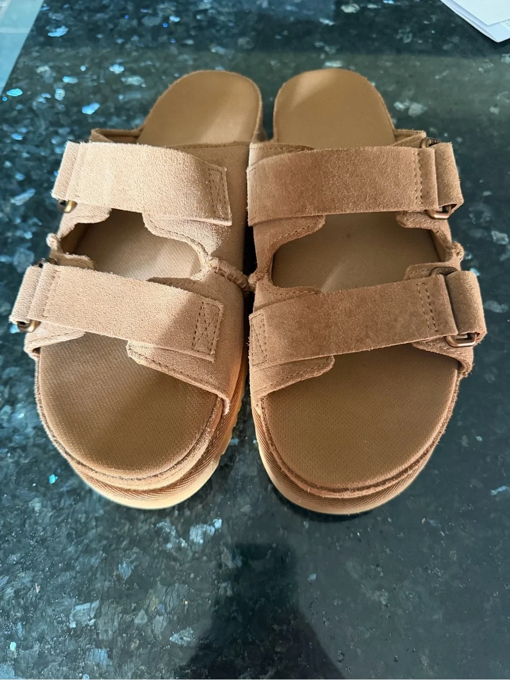UGG euc only